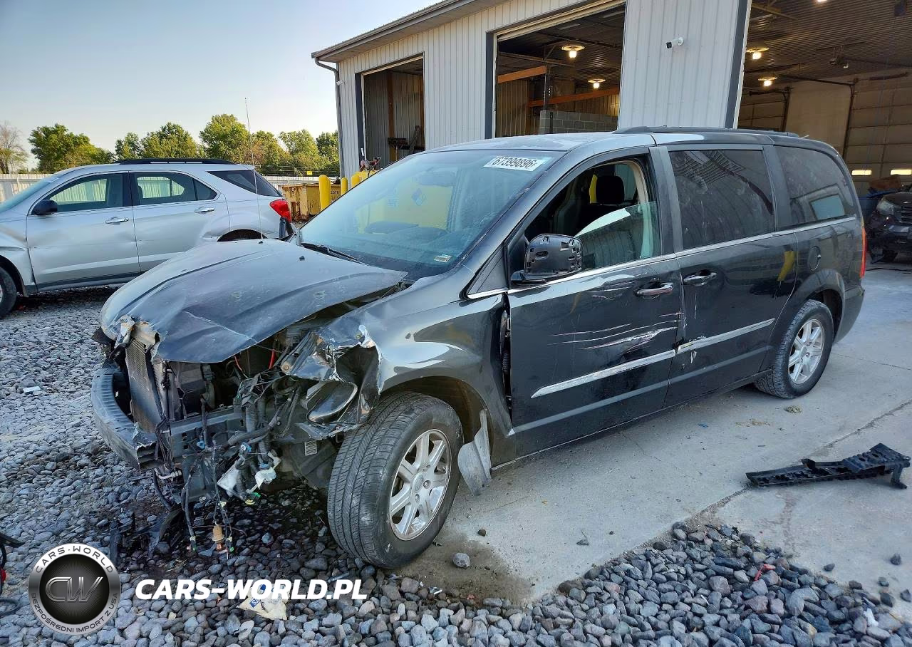 2011 Chrysler Town & Country Touring VIN:2A4RR5DG3BR723247 - 1