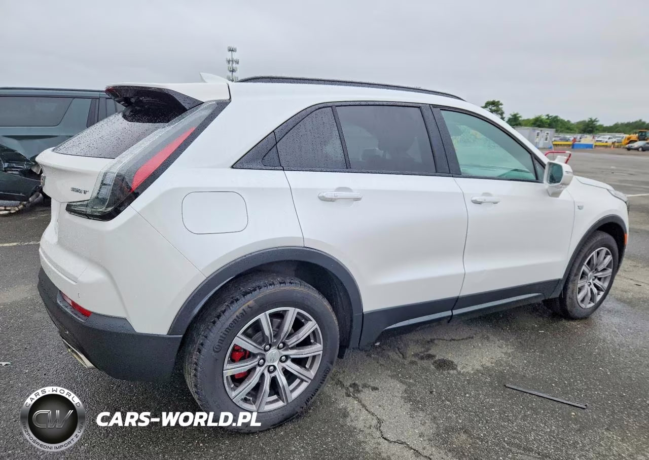 2021 Cadillac Xt4 Sport VIN:1GYFZFR48MF017506 - 3