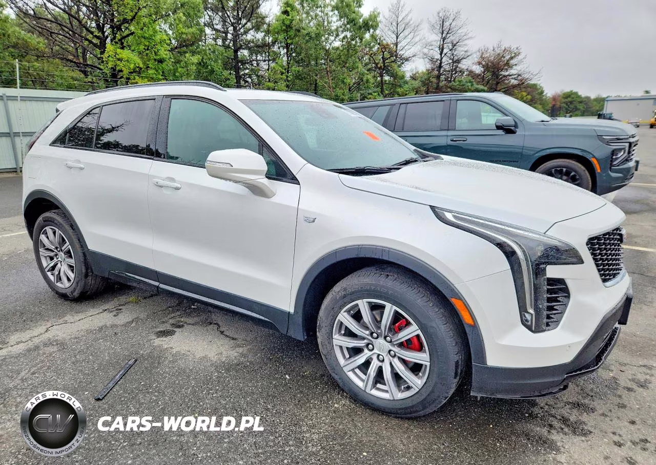 2021 Cadillac Xt4 Sport VIN:1GYFZFR48MF017506 - 4