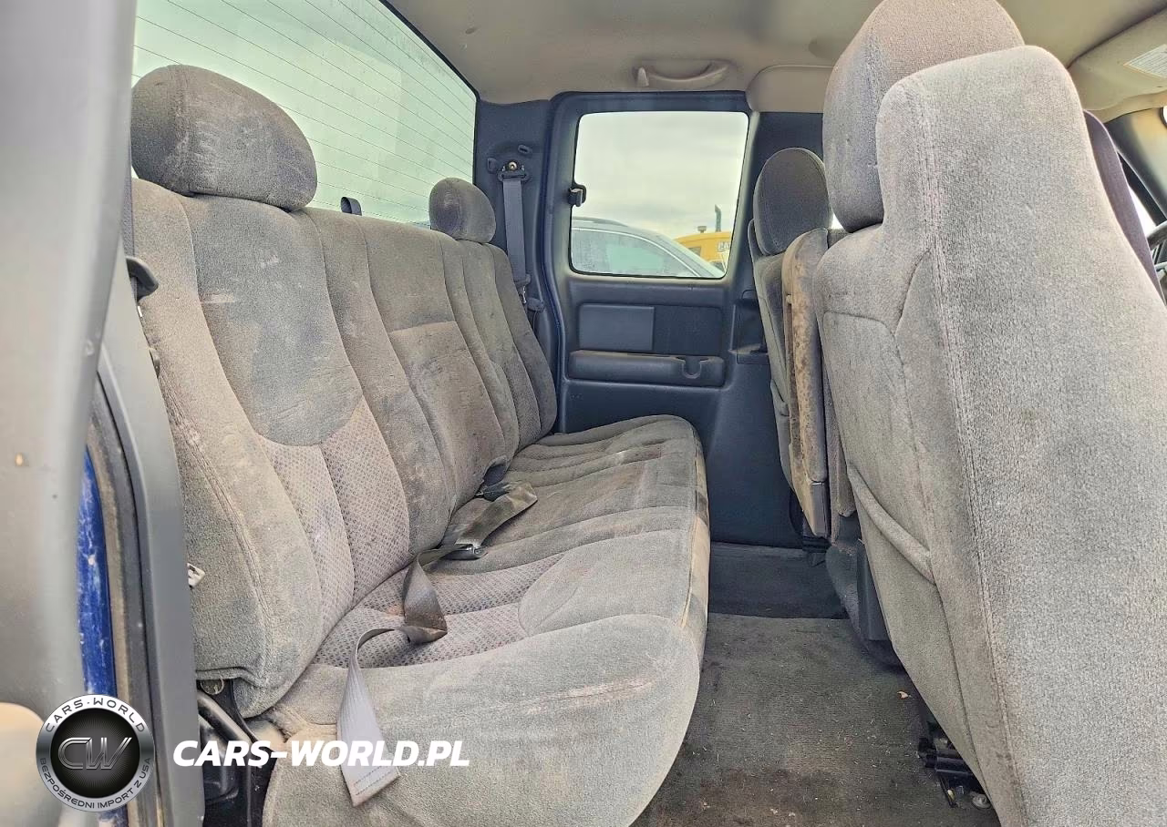 2003 Chevrolet Silverado K1500 VIN:2GCEK19T731126027 - 10