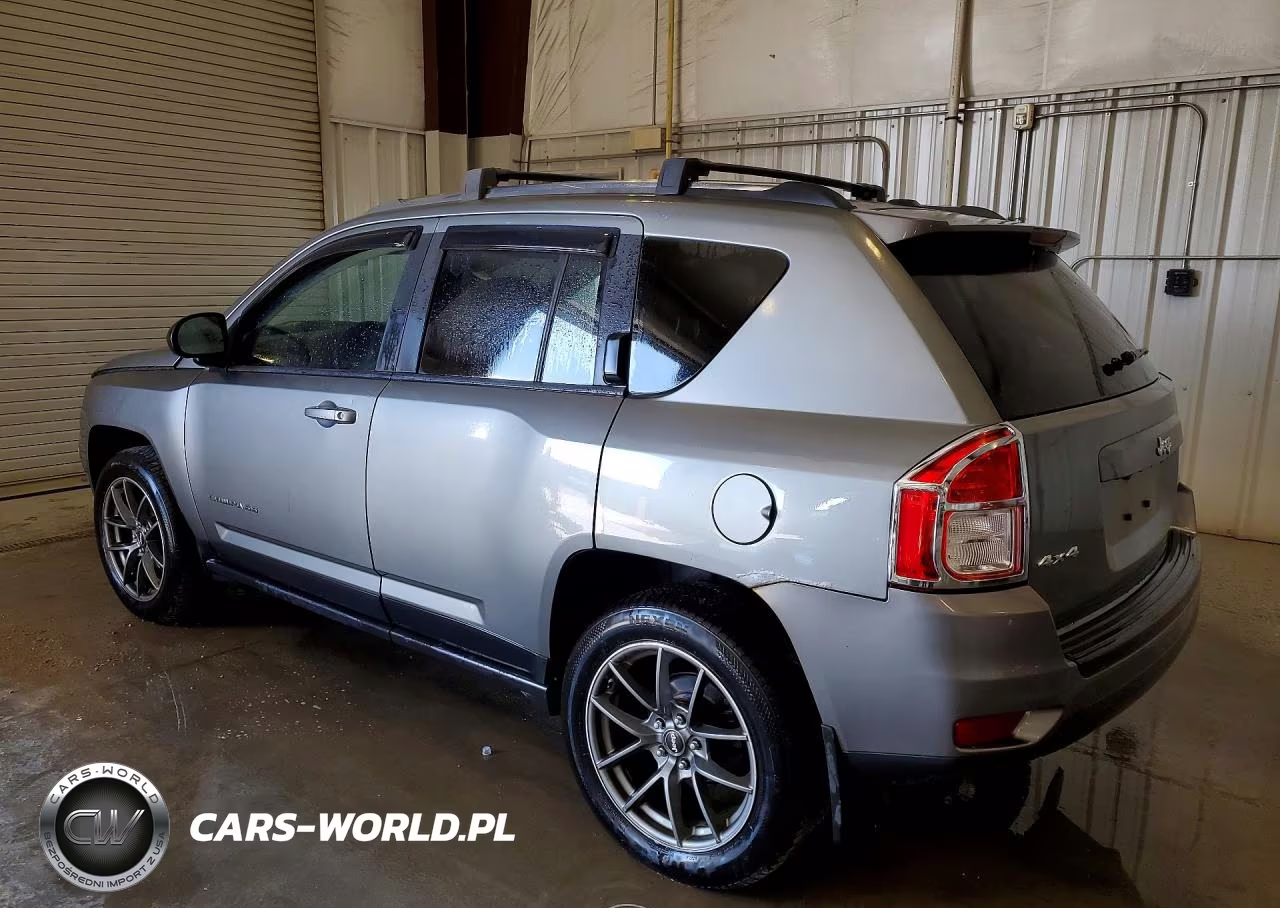 2013 Jeep Compass Latitude VIN:1C4NJDEB5DD190316 - 2