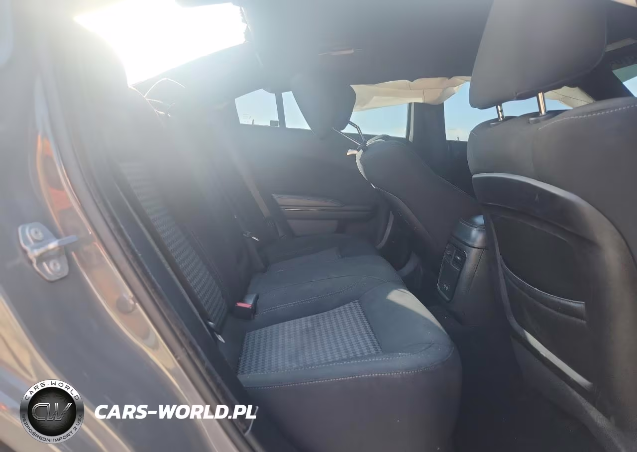 2019 Dodge Charger Sxt VIN:2C3CDXBGXKH685731 - 10