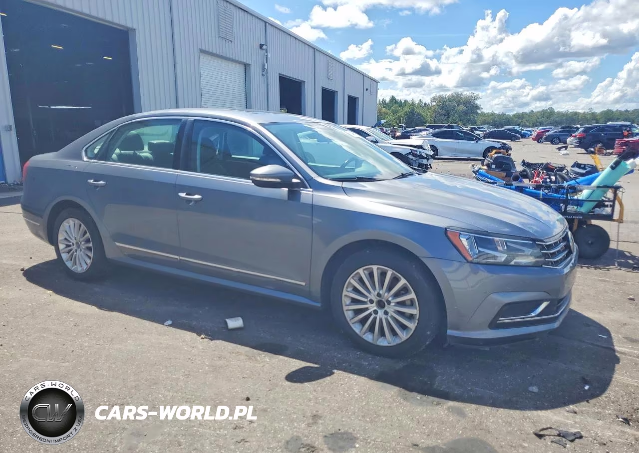 2016 Volkswagen Passat Se VIN:1VWBT7A30GC030526 - 4