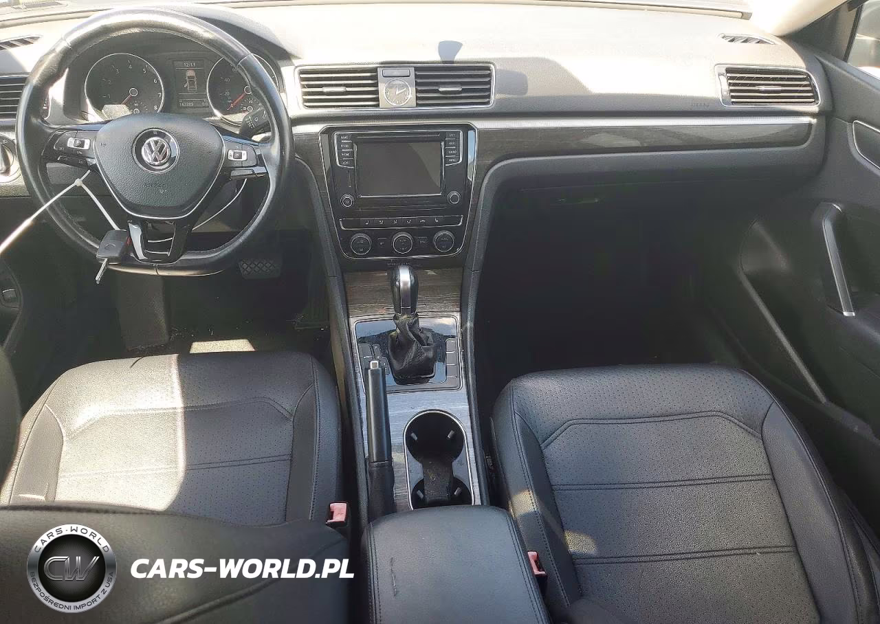 2016 Volkswagen Passat Se VIN:1VWBT7A30GC030526 - 8