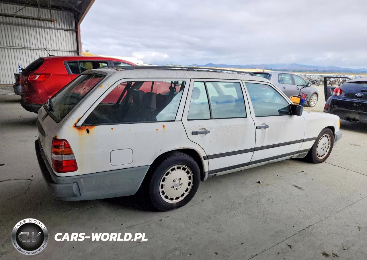 1988 Mercedes-Benz 300 Te VIN:WDBEA90D9JF081846 - 3