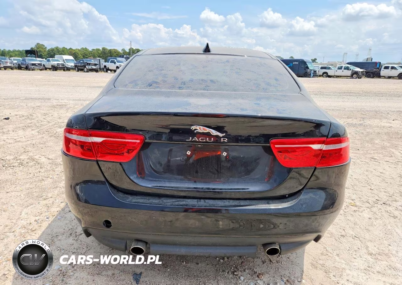 2017 Jaguar Xe Premium VIN:SAJAD4BVXHA971913 - 6