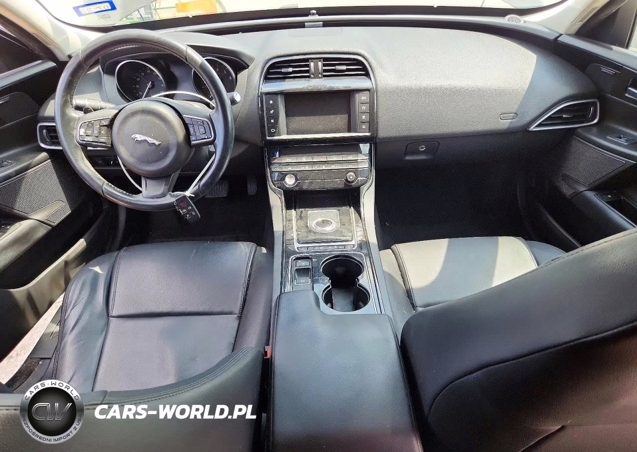 2017 Jaguar Xe Premium VIN:SAJAD4BVXHA971913 - 8