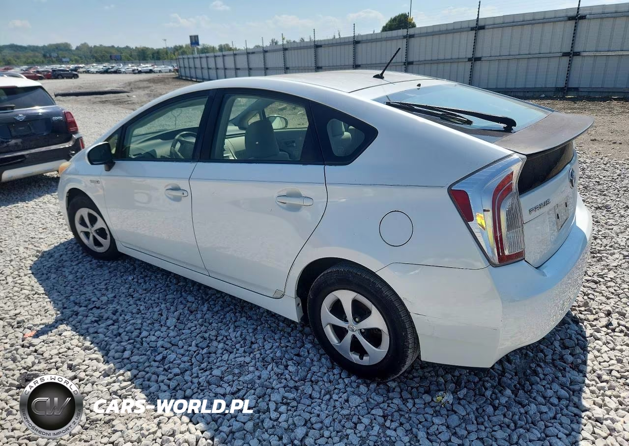 2013 Toyota Prius Two VIN:JTDKN3DU2D1729514 - 2
