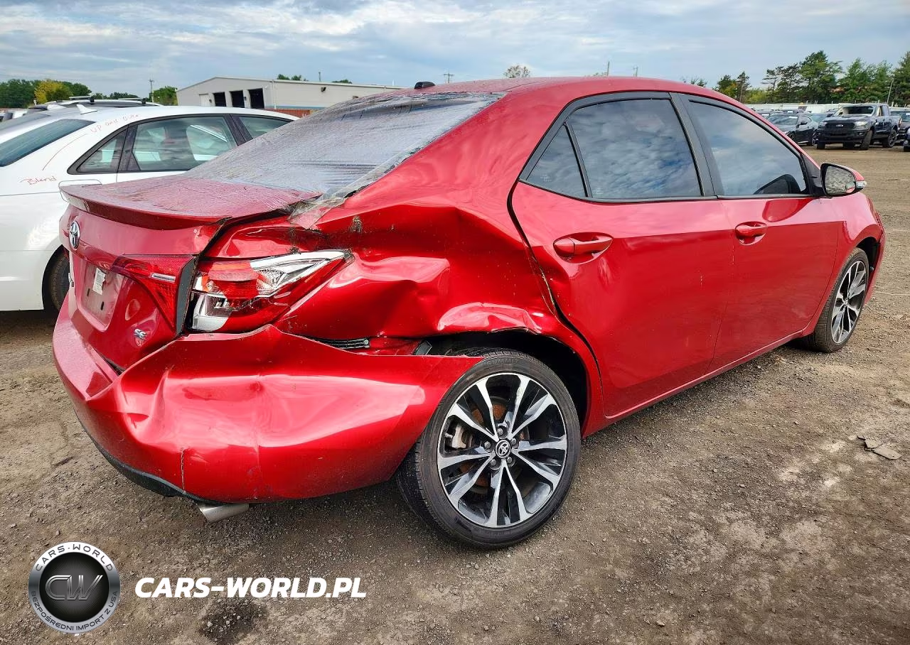 2018 Toyota Corolla Se VIN:2T1BURHE8JC034647 - 3