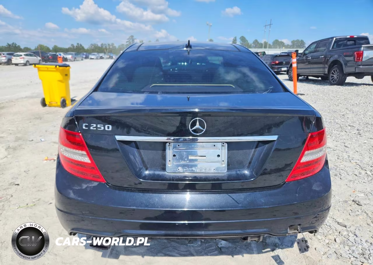 2015 Mercedes-Benz C 250 VIN:WDDGJ4HB5FG385411 - 6