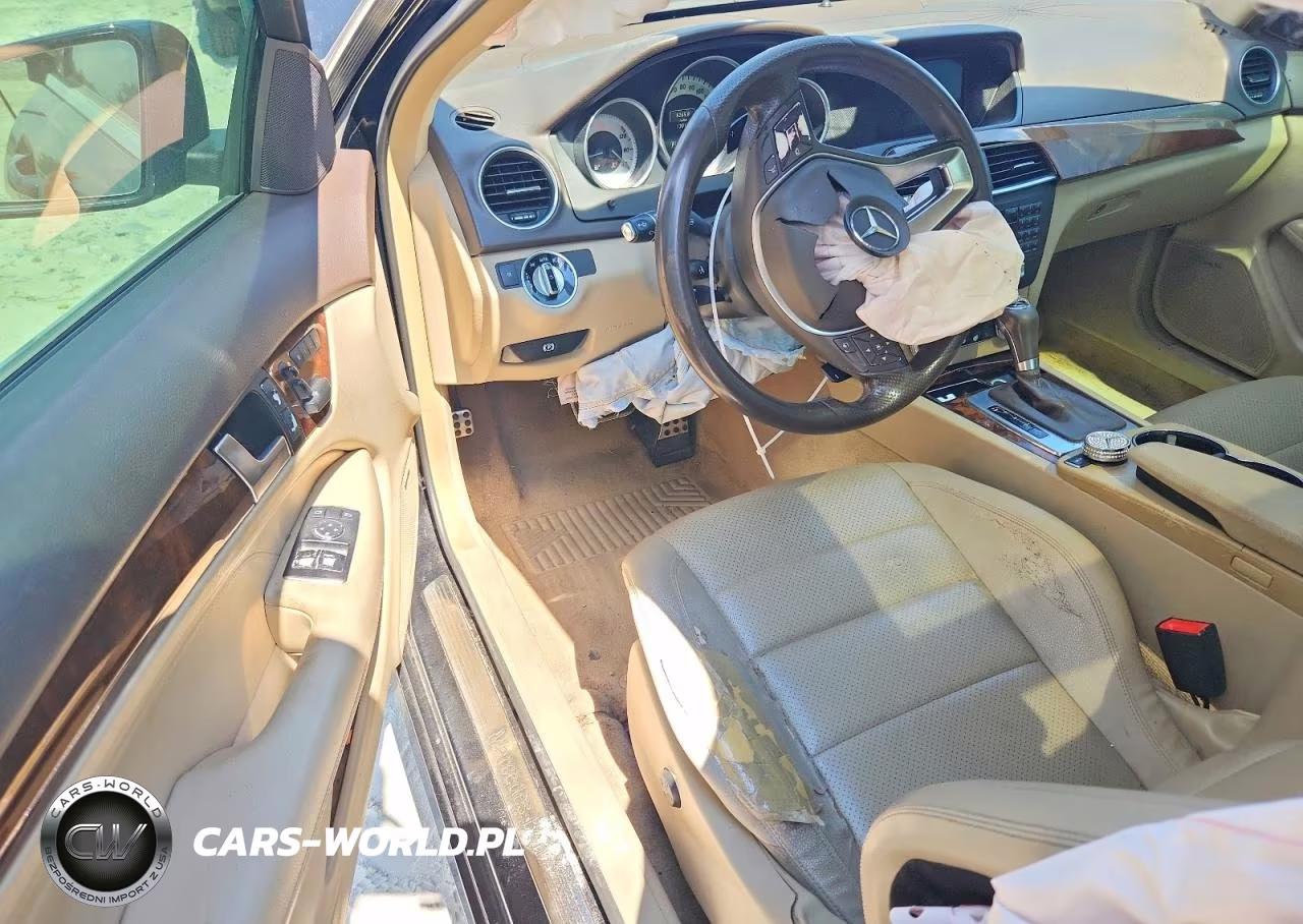 2015 Mercedes-Benz C 250 VIN:WDDGJ4HB5FG385411 - 8