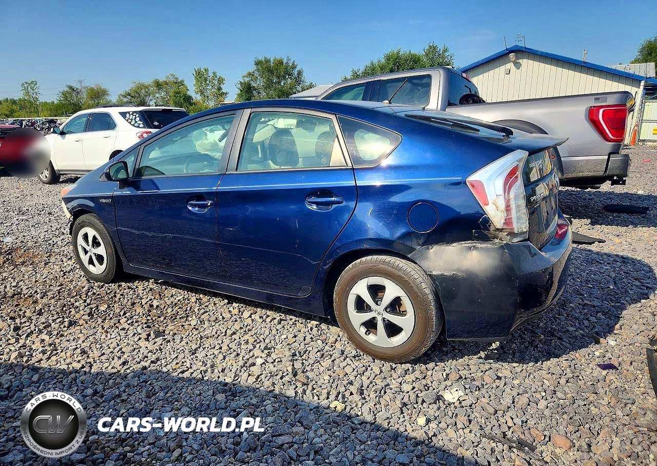 2015 Toyota Prius Two VIN:JTDKN3DU1F0400859 - 2