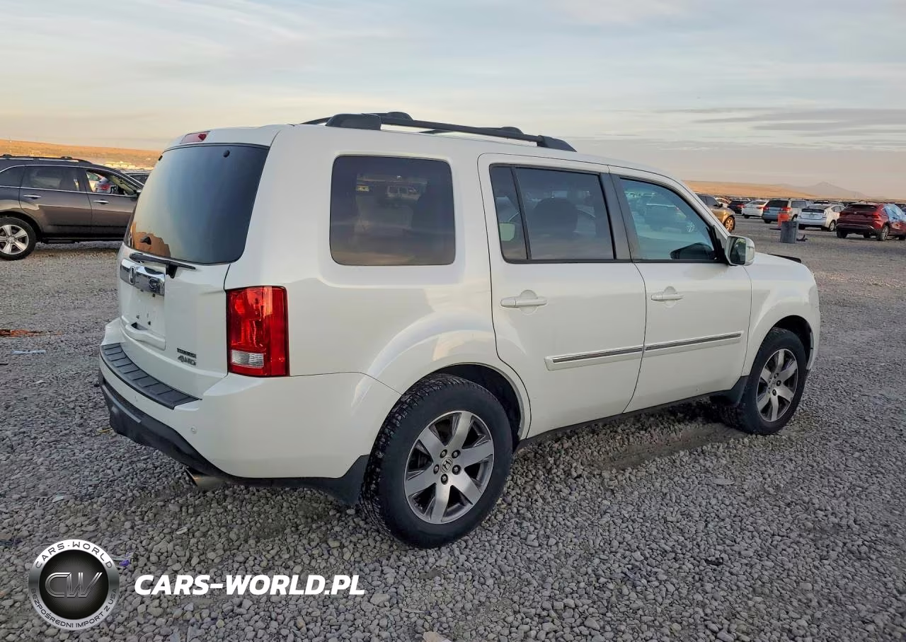 2015 Honda Pilot Touring VIN:5FNYF4H91FB001857 - 3