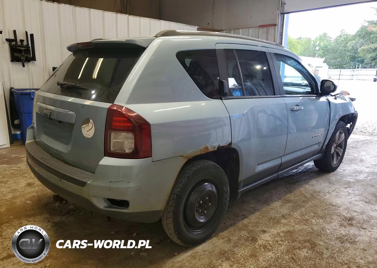 2014 Jeep Compass Sport VIN:1C4NJDBBXED576994 - 3