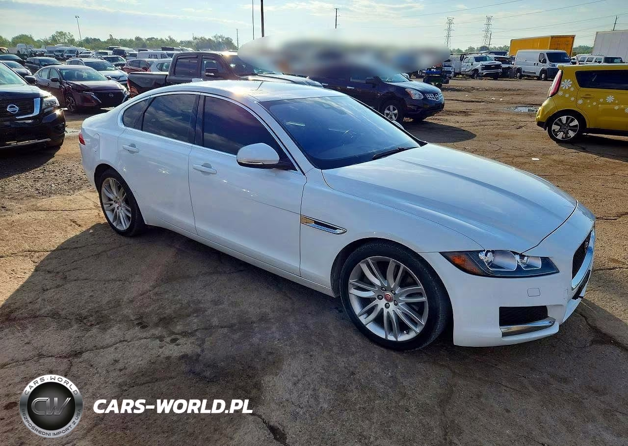 2016 Jaguar Xf Prestige VIN:SAJBK4BV3GCY12003 - 4