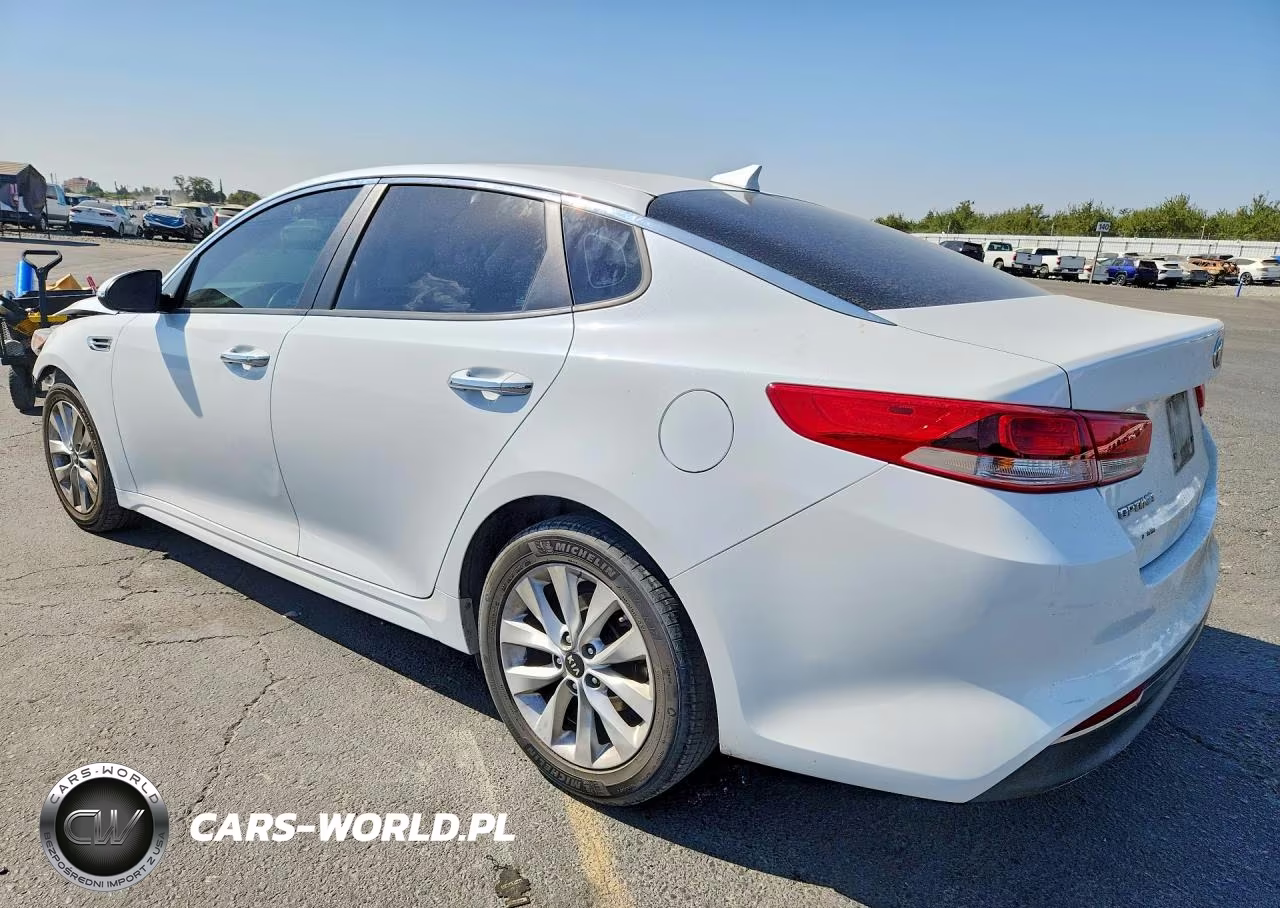2017 Kia Optima Lx VIN:5XXGT4L31HG140068 - 2