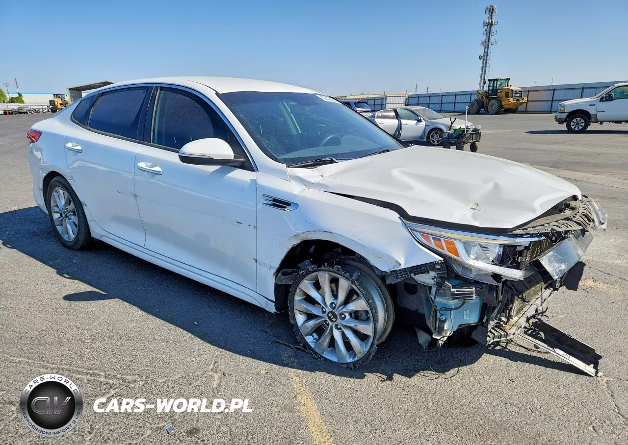 2017 Kia Optima Lx VIN:5XXGT4L31HG140068 - 4