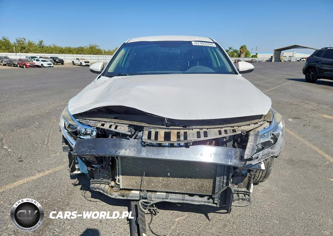 2017 Kia Optima Lx VIN:5XXGT4L31HG140068 - 5