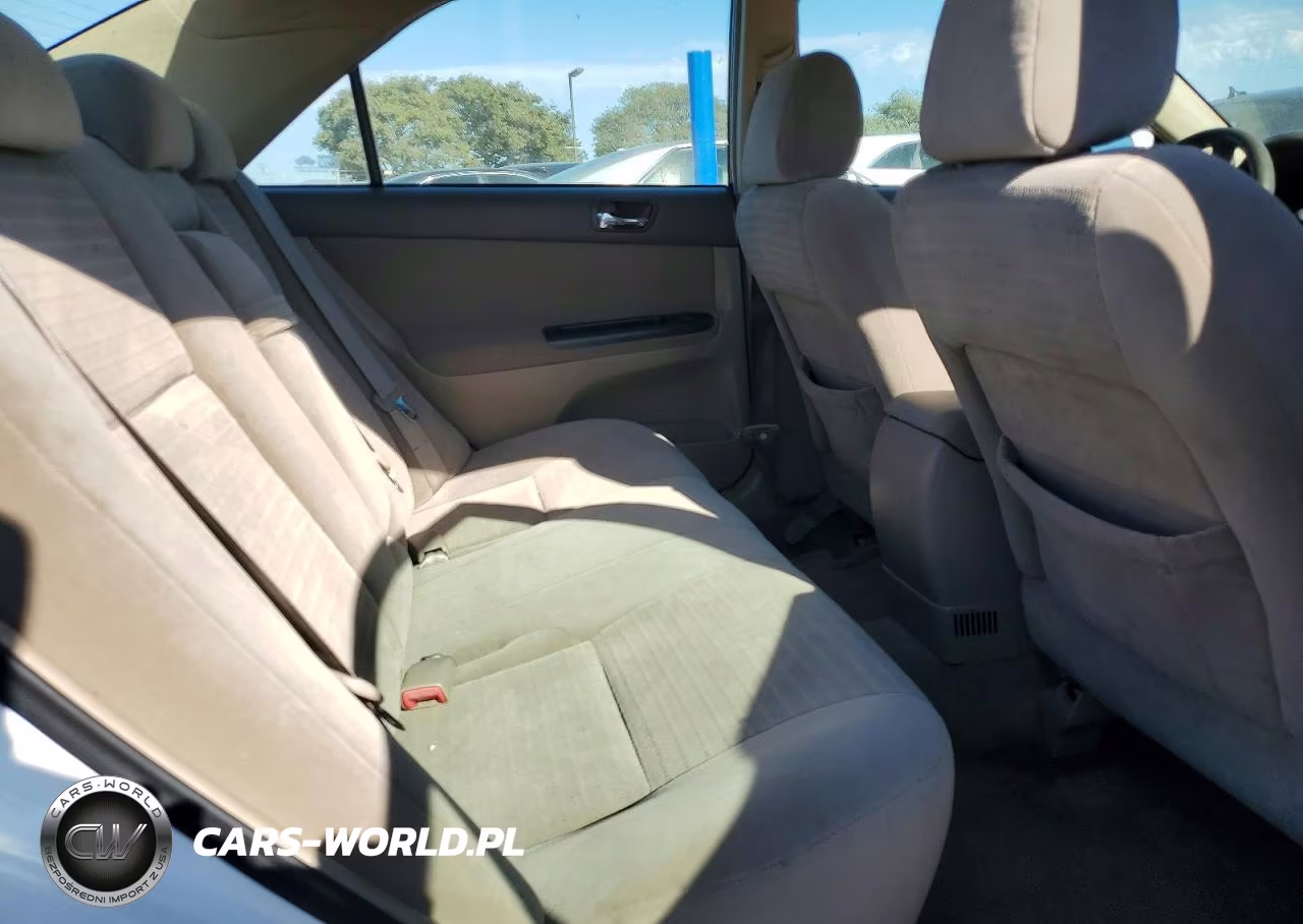 2006 Toyota Camry Le VIN:4T1BE32K16U660412 - 10