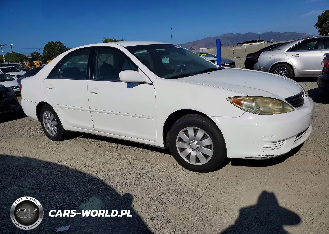 2006 Toyota Camry Le VIN:4T1BE32K16U660412 - 4