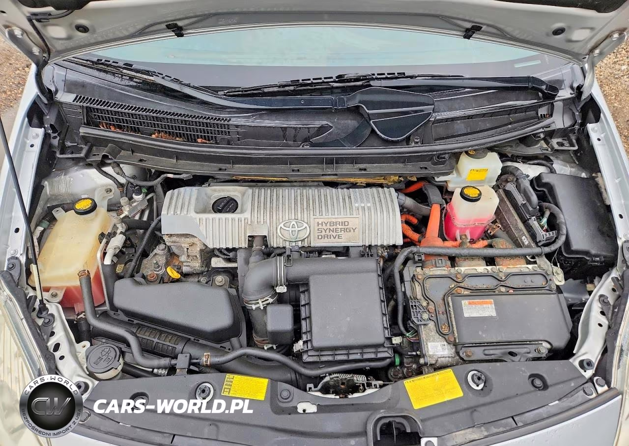 2013 Toyota Prius Two VIN:JTDKN3DU6D5686563 - 11