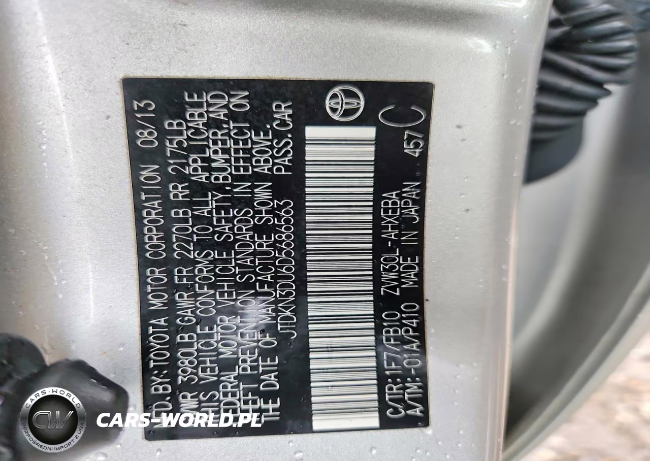 2013 Toyota Prius Two VIN:JTDKN3DU6D5686563 - 12
