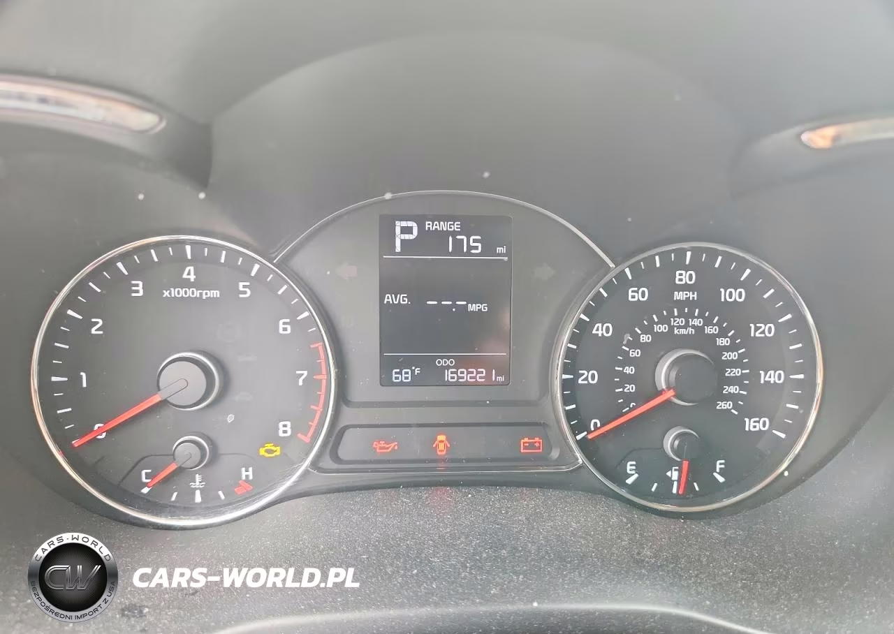 2017 Kia Forte Lx VIN:3KPFK4A75HE030167 - 9