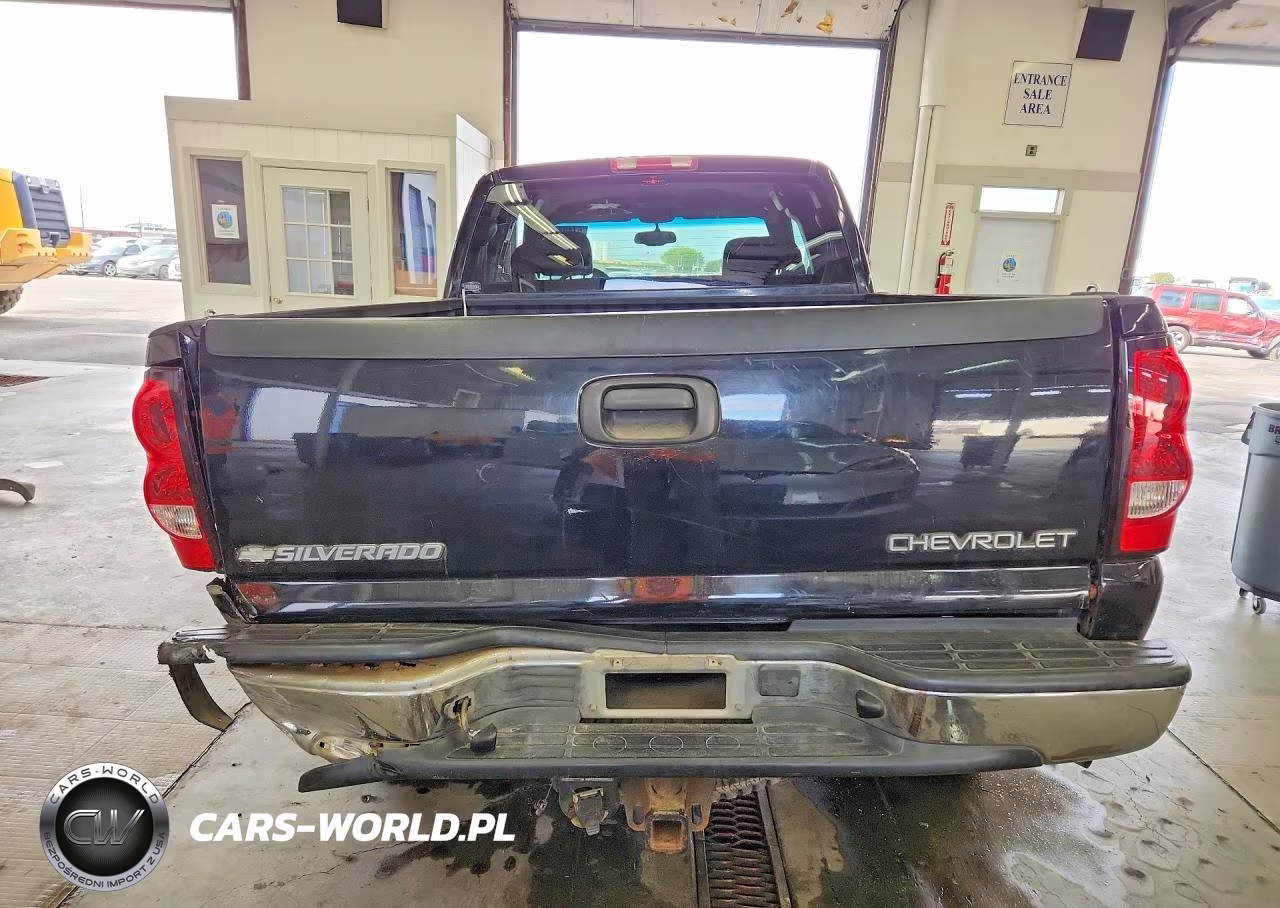 2003 Chevrolet Silverado K2500 Heavy Duty VIN:1GCHK29U23E346945 - 6