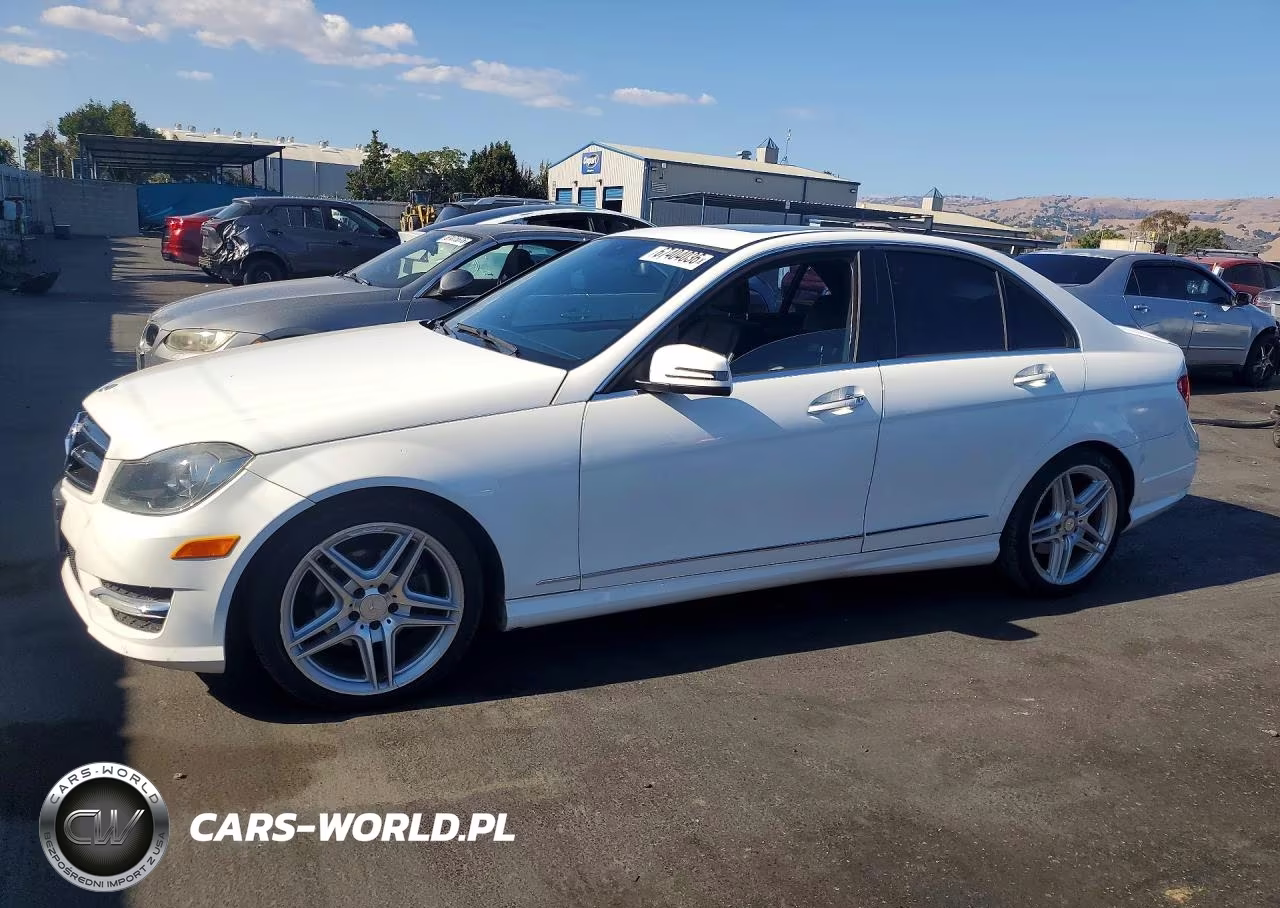 2014 Mercedes-Benz C 250 – zdjęcie 1 z 12