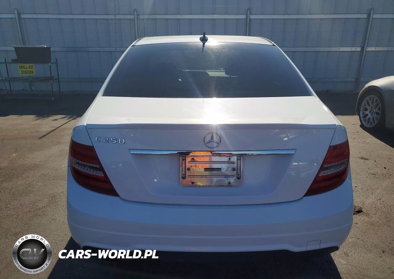 2014 Mercedes-Benz C 250 VIN:WDDGF4HB1EG239426 - 6