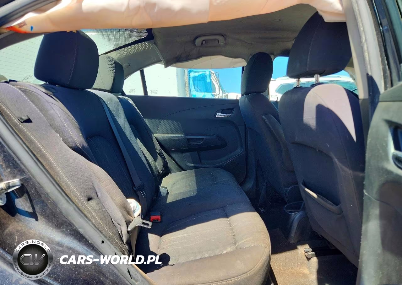 2016 Chevrolet Sonic Lt VIN:1G1JC5SH0G4155350 - 10