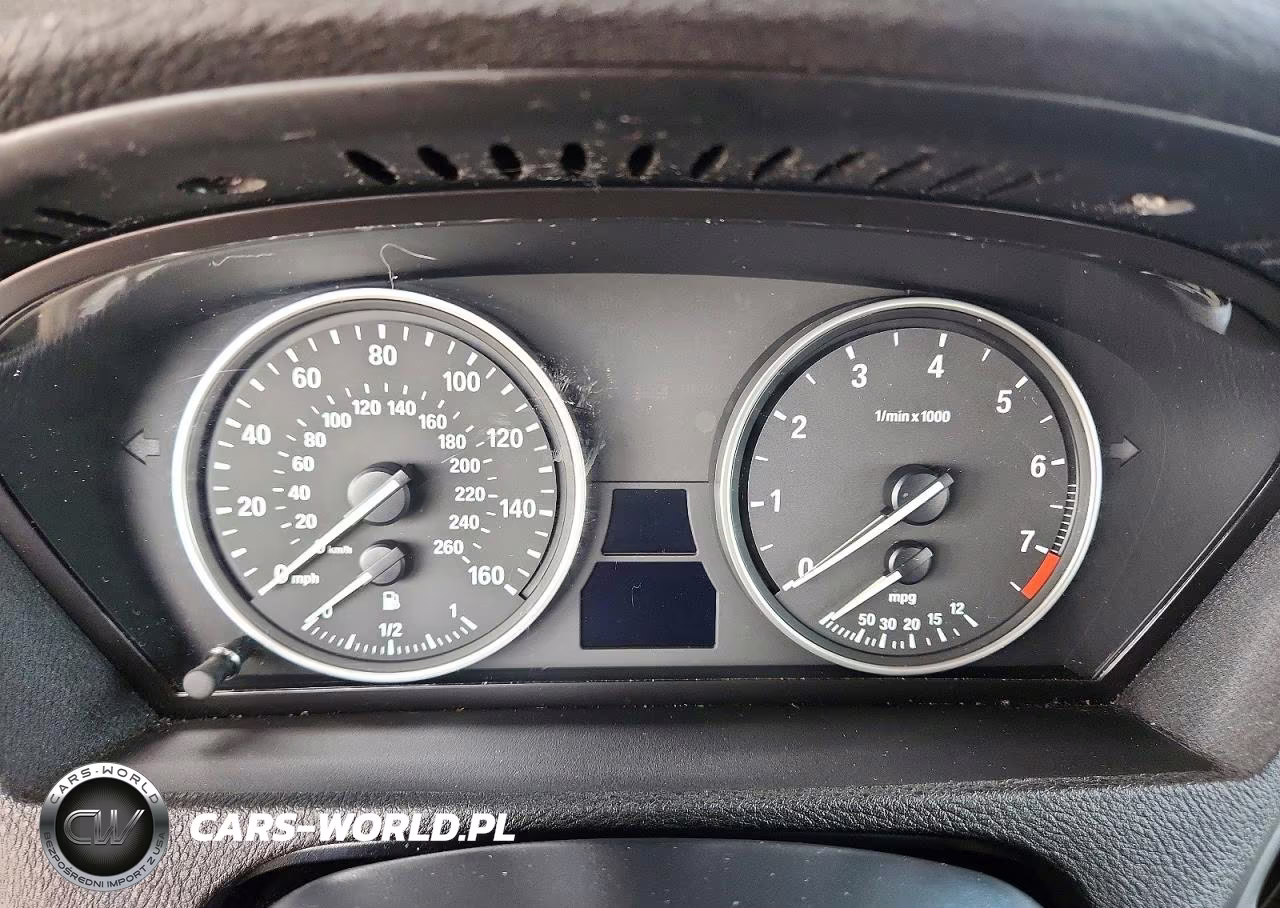 2012 BMW X5 xDrive35I VIN:5UXZV4C53CL761100 - 9