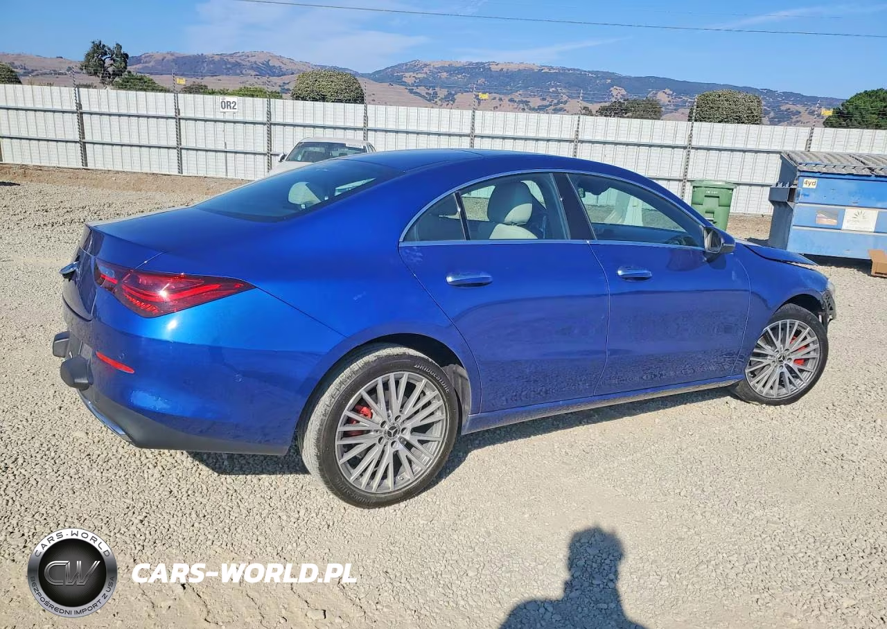 2025 Mercedes-Benz Cla 250 VIN:W1K5J4GB5SN530672 - 3