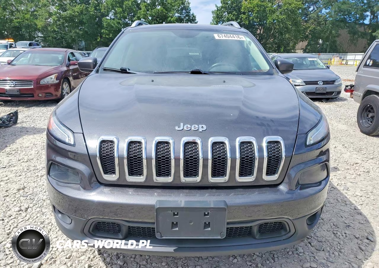 2015 Jeep Cherokee Latitude VIN:1C4PJMCB1FW789152 - 5