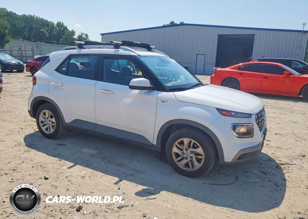 2020 Hyundai Venue Sel VIN:KMHRC8A39LU033044 - 4
