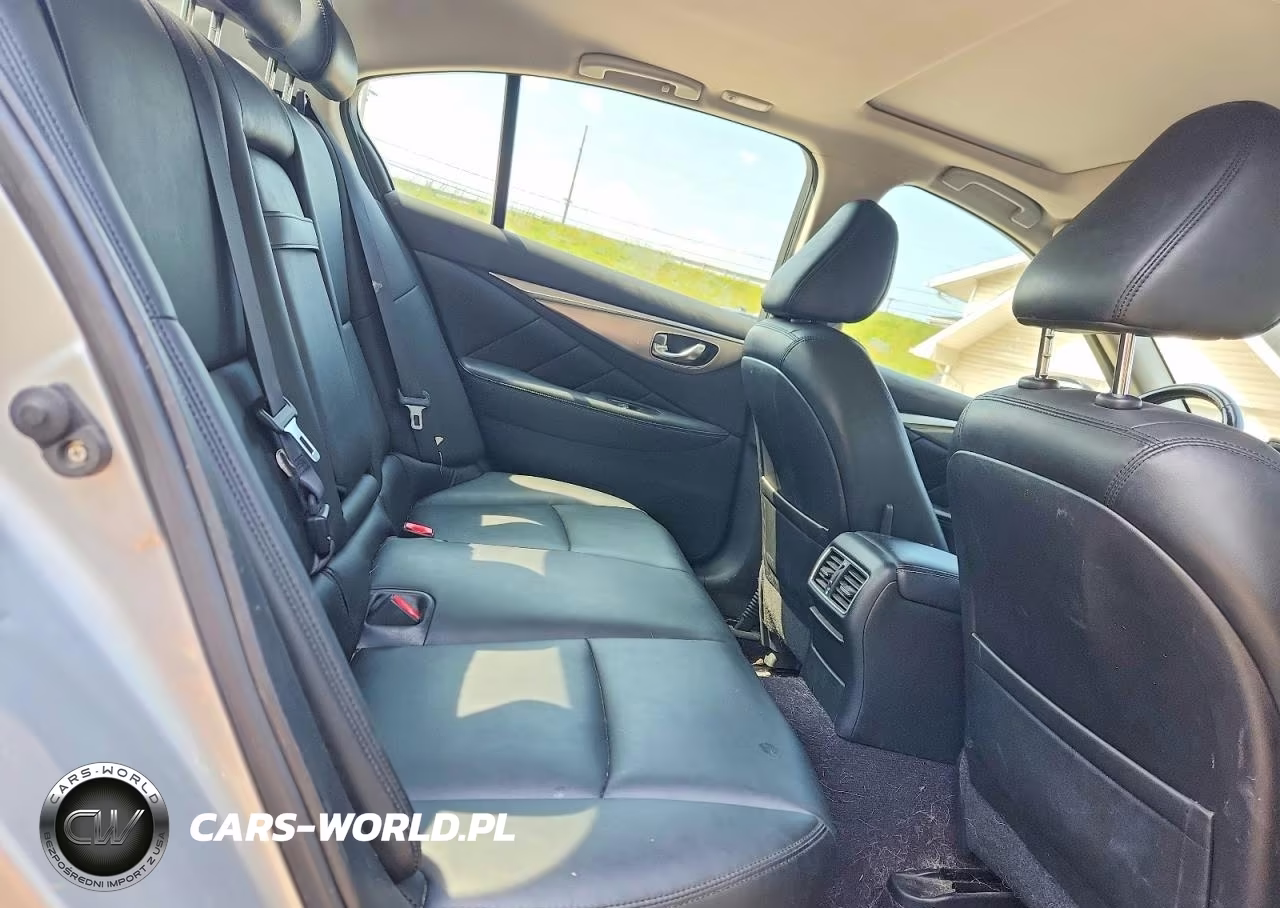 2017 Infiniti Q50 3.0T Premium VIN:JN1EV7AR0HM832619 - 10