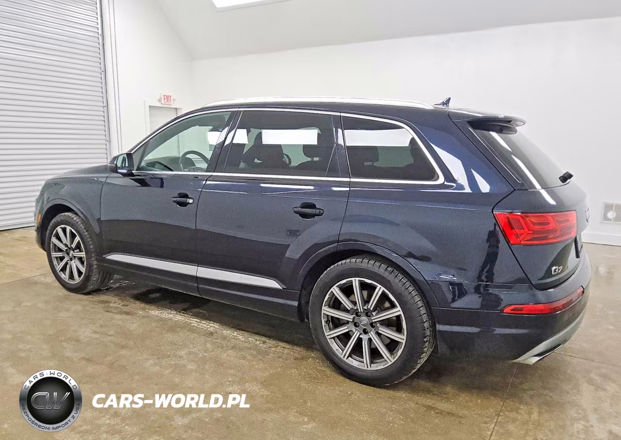 2018 Audi Q7 Premium Plus VIN:WA1LHAF76JD002713 - 2