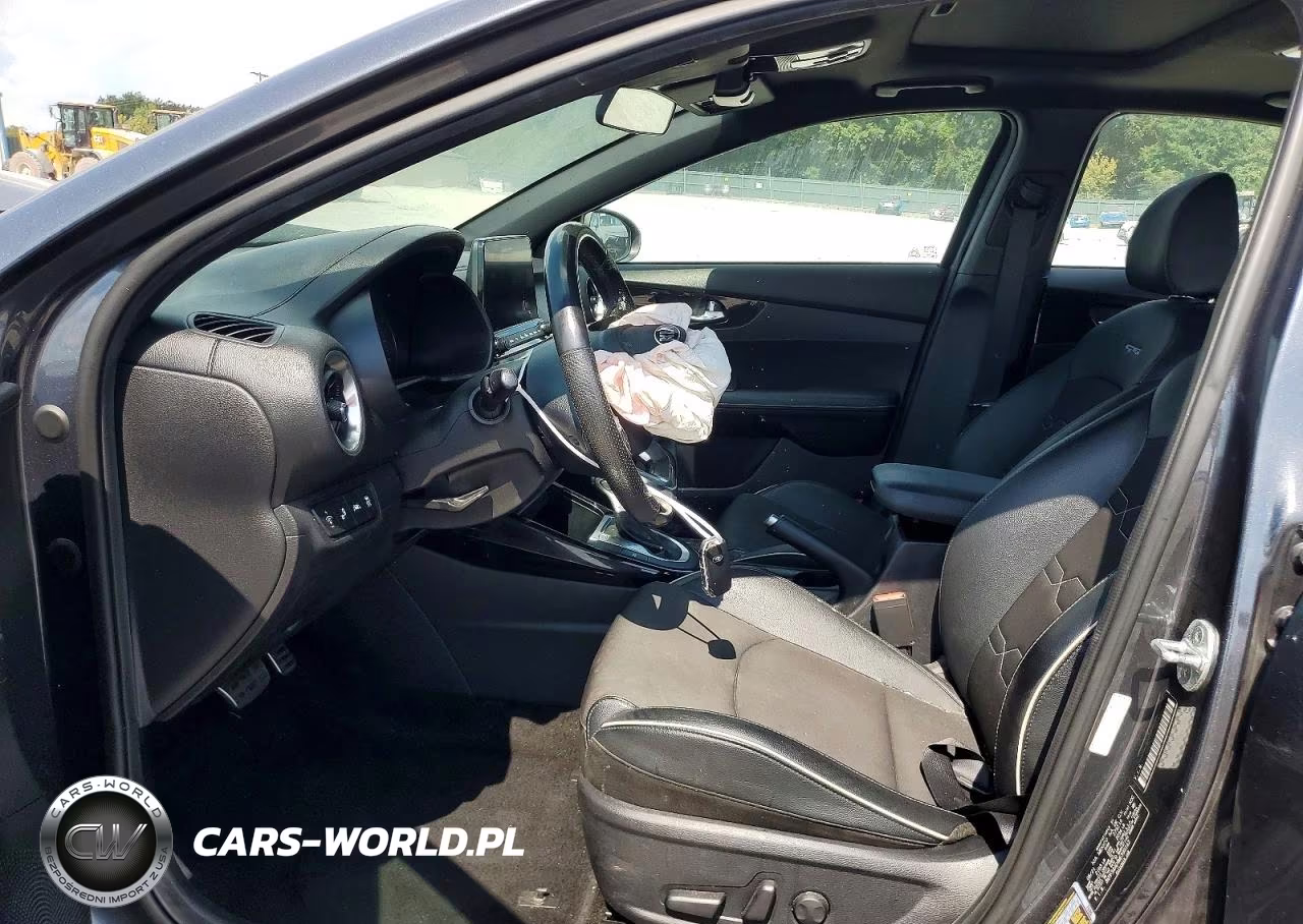 2021 Kia Forte Gt Line VIN:3KPF34AD9ME399143 - 7