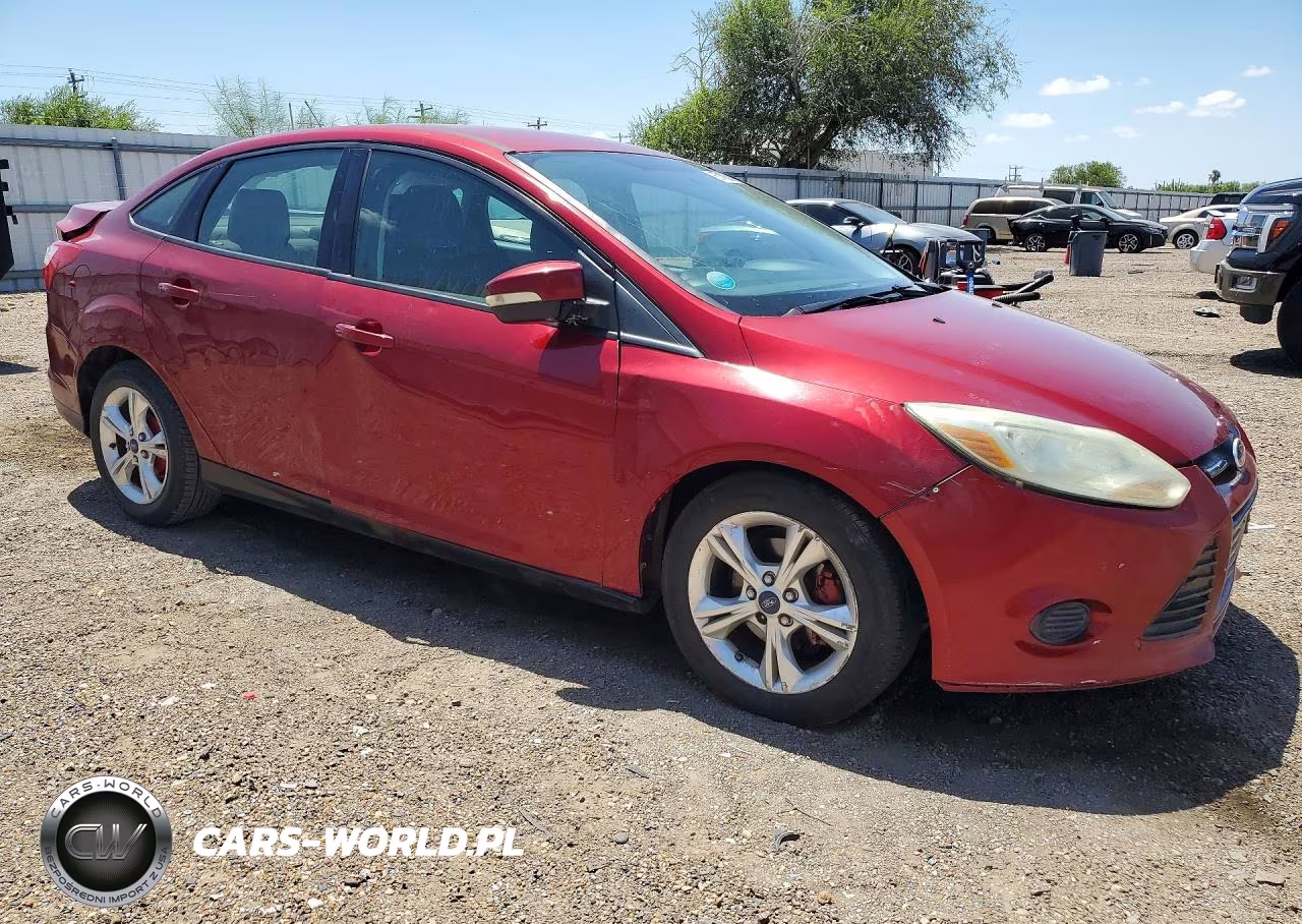 2013 Ford Focus Se VIN:1FADP3F20DL315009 - 4