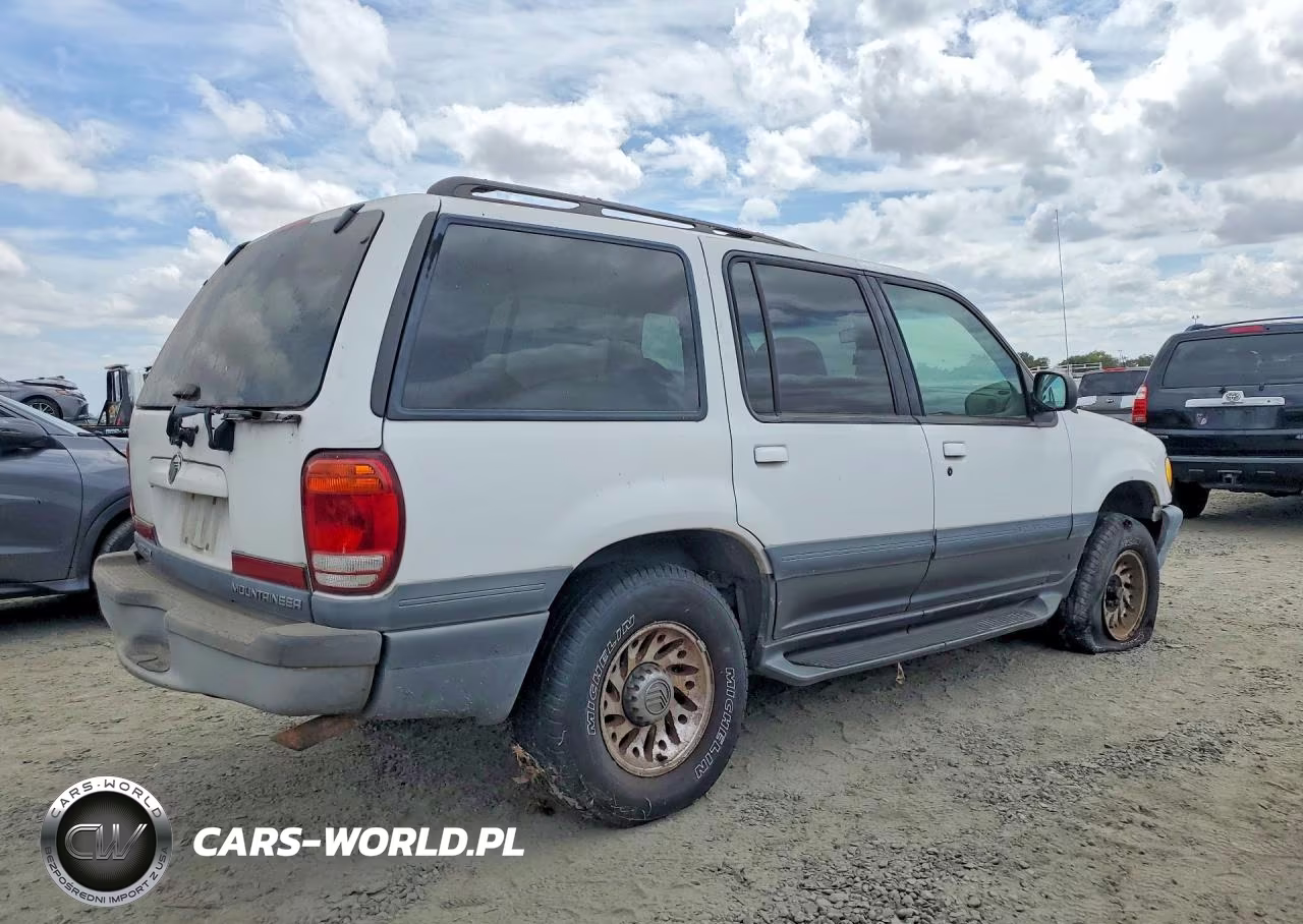 2000 Mercury Mountaineer VIN:4M2ZU66E2YUJ28501 - 3