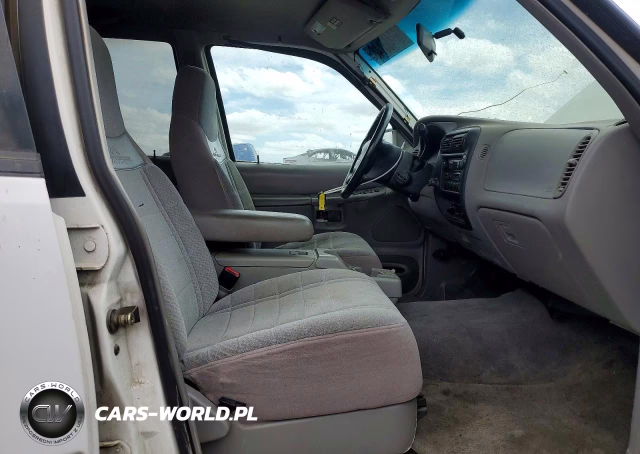 2000 Mercury Mountaineer VIN:4M2ZU66E2YUJ28501 - 7
