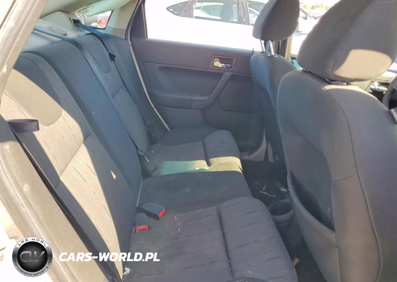 2009 Ford Focus Se VIN:1FAHP35N19W101360 - 10