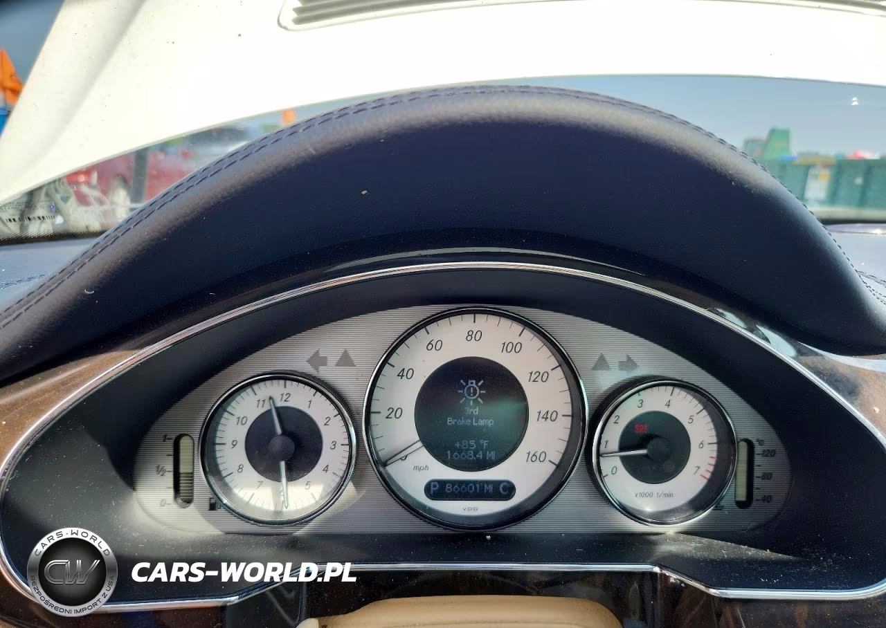 2010 Mercedes-Benz Cls 550 VIN:WDDDJ7CB2AA166218 - 9