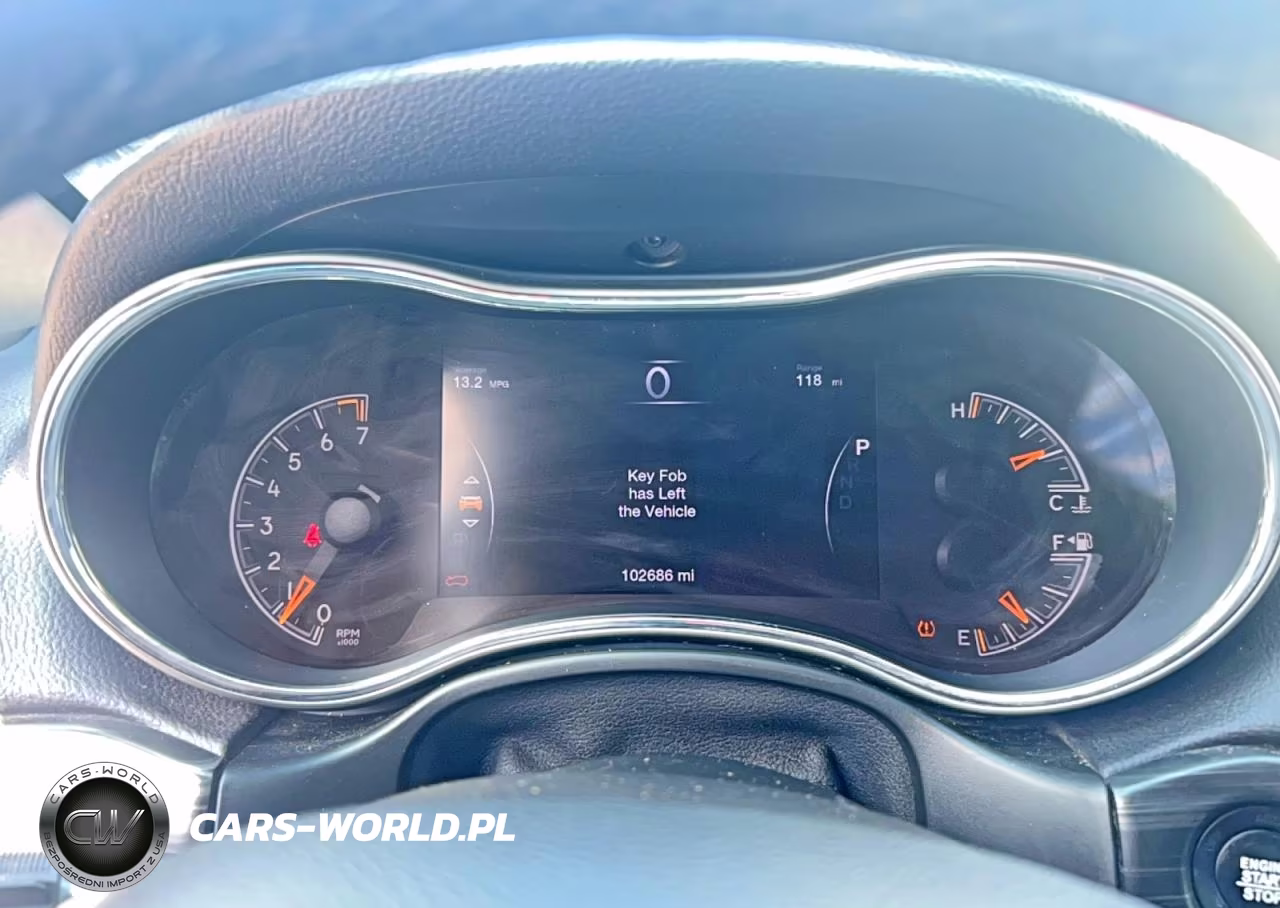 2019 Jeep Grand Cherokee Limited VIN:1C4RJEBG1KC776392 - 8