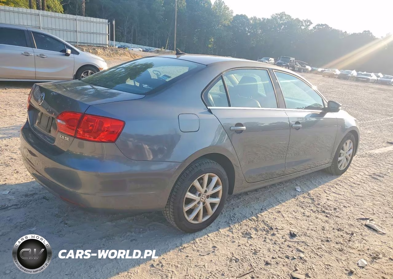 2013 Volkswagen Jetta Se VIN:3VWDX7AJ6DM408449 - 3