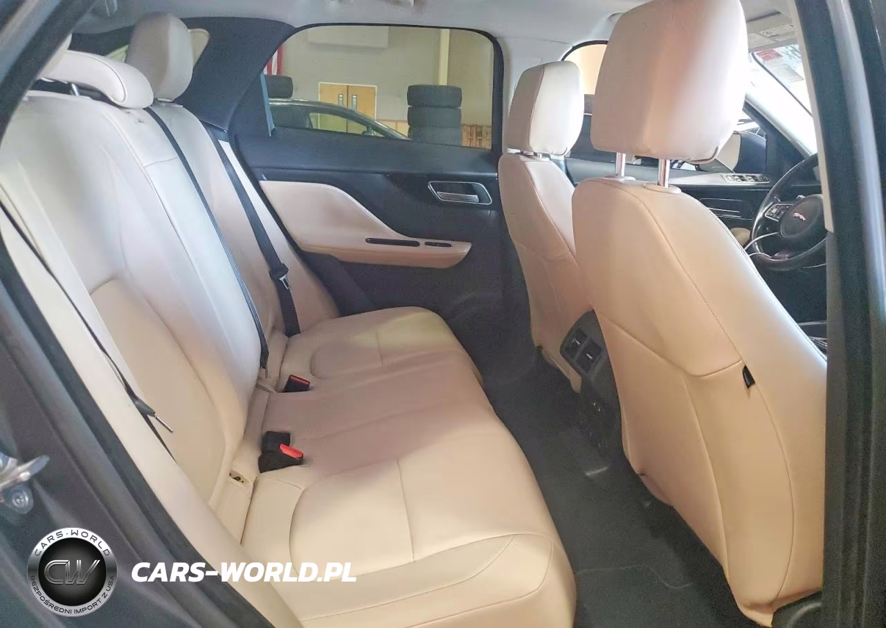 2017 Jaguar F-Pace Premium VIN:SADCJ2BV4HA048349 - 11