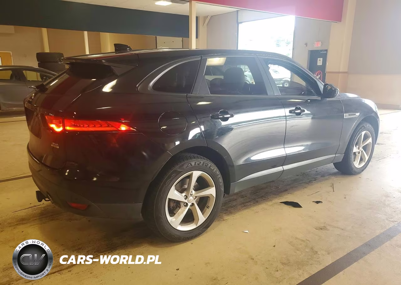 2017 Jaguar F-Pace Premium VIN:SADCJ2BV4HA048349 - 3