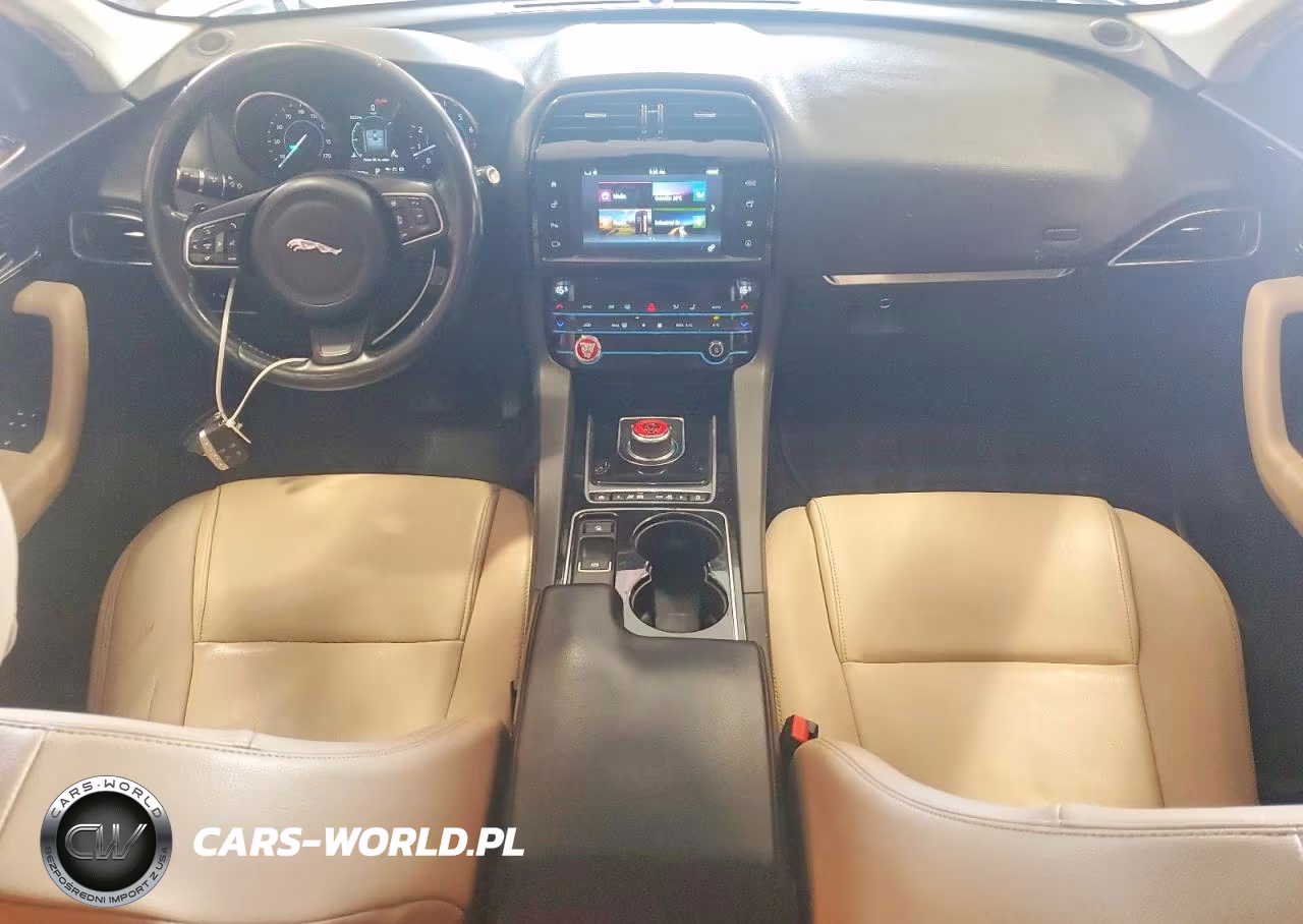 2017 Jaguar F-Pace Premium VIN:SADCJ2BV4HA048349 - 8