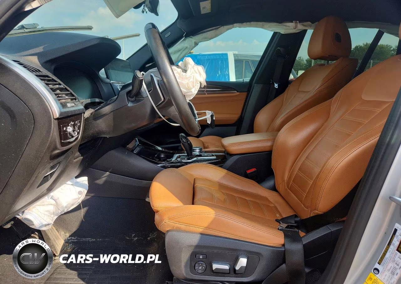 2021 BMW X3 xDrive30E VIN:5UXTS1C07M9F21311 - 7
