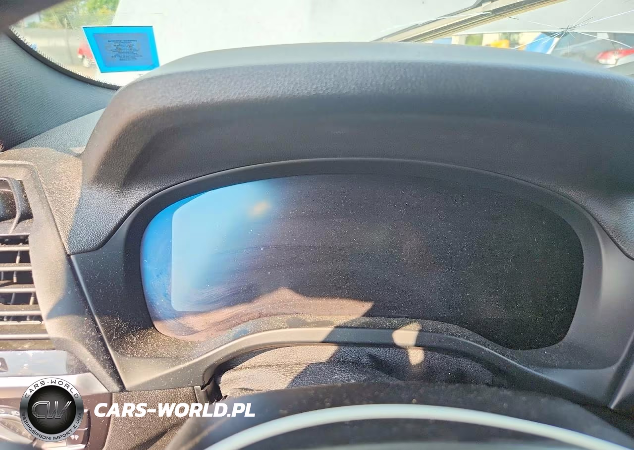2021 BMW X3 xDrive30E VIN:5UXTS1C07M9F21311 - 9